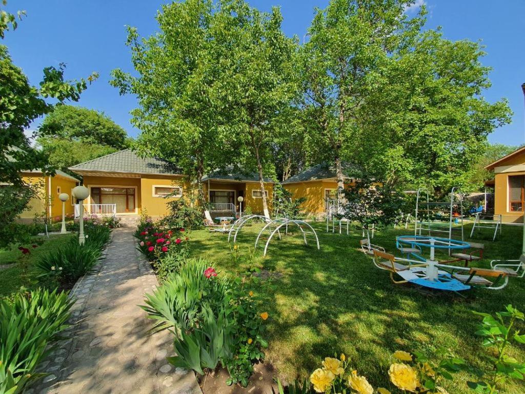 Zangazur Hotel & Cottages Kusar Dış mekan fotoğraf