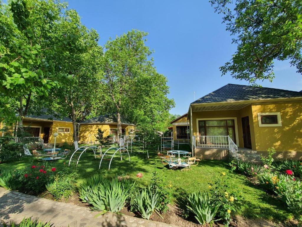 Zangazur Hotel & Cottages Kusar Dış mekan fotoğraf